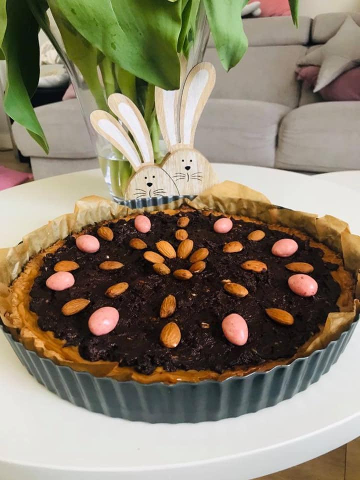 MAZUREK CZEKOLADOWO – KAJMAKOWY