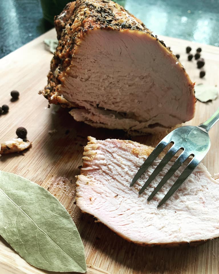 SOCZYSTY FILET Z INDYKA NA KANAPKI