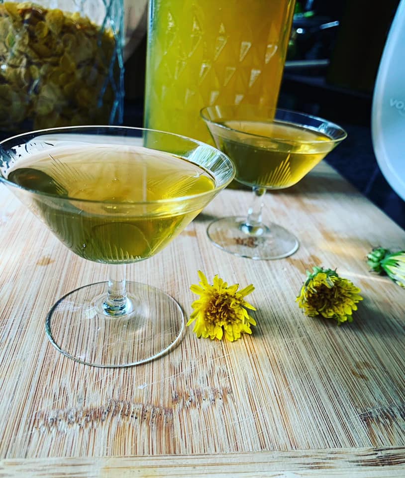 NALEWKA Z MNISZKA Z CYTRYNĄ