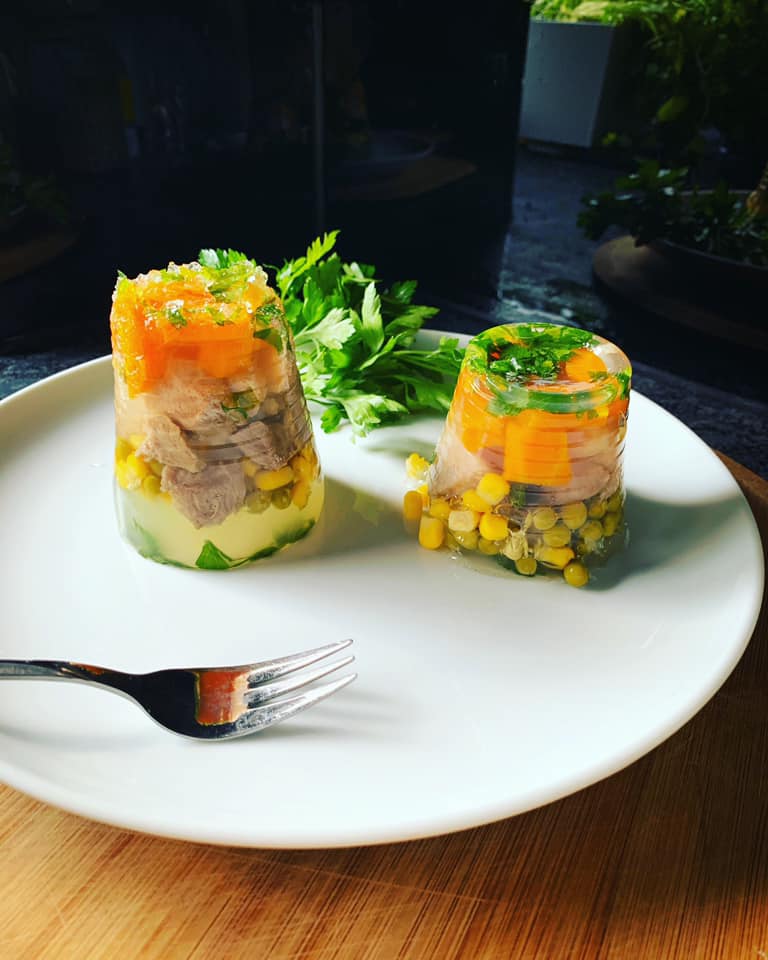 KURCZAK/INDYK W GALARECIE