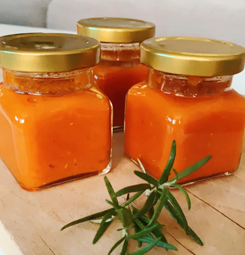 PASTA Z CHILII I POMIDORÓW