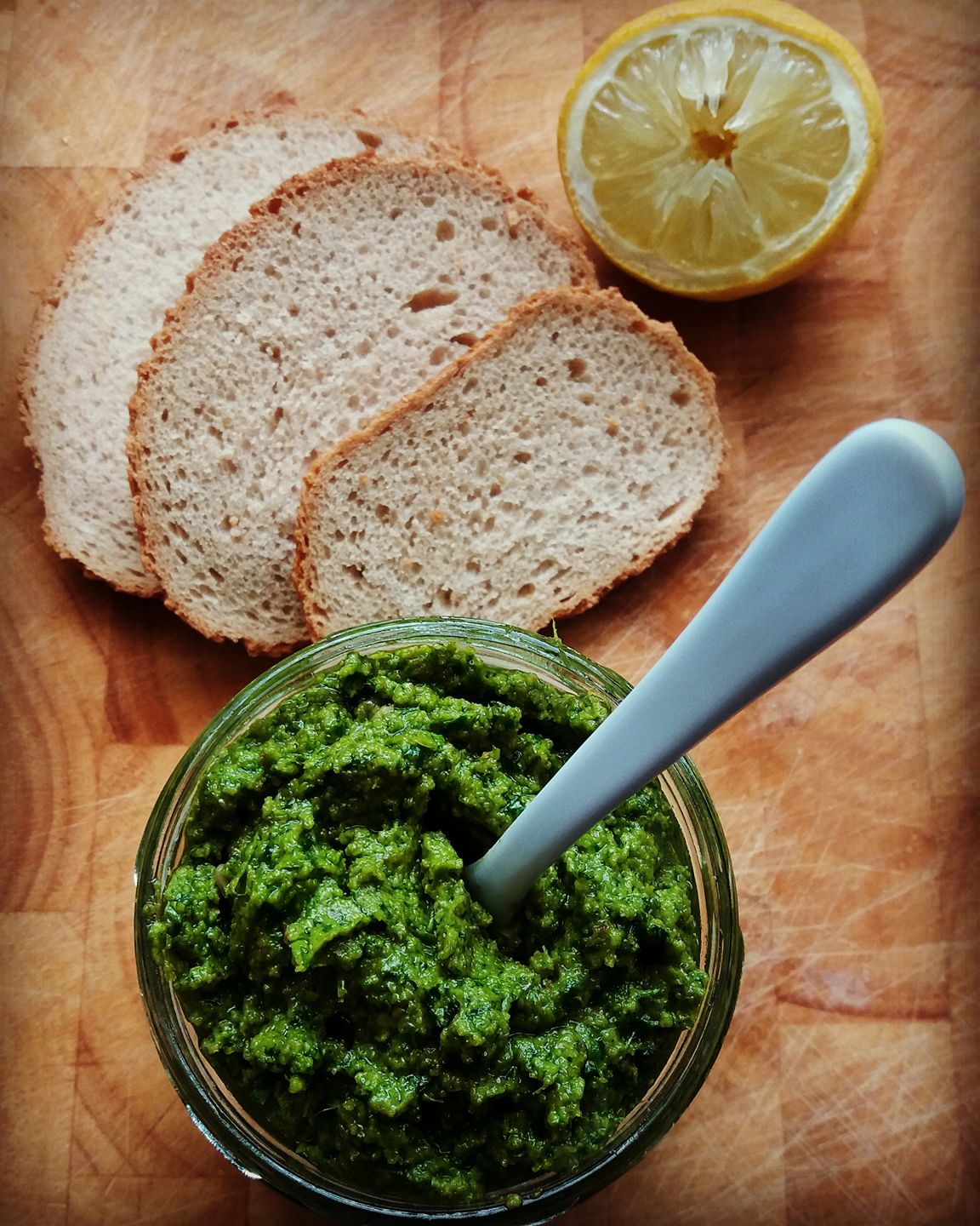 PESTO Z CZOSNKU NIEDŹWIEDZIEGO