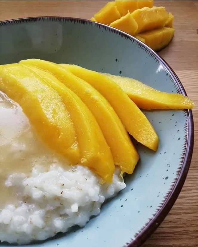 MANGO STICKY RICE