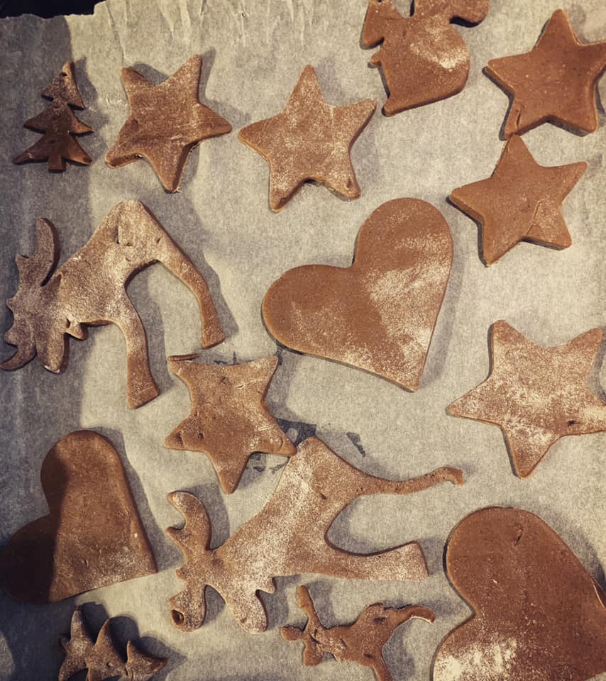 SZWEDZKIE PIERNICZKI