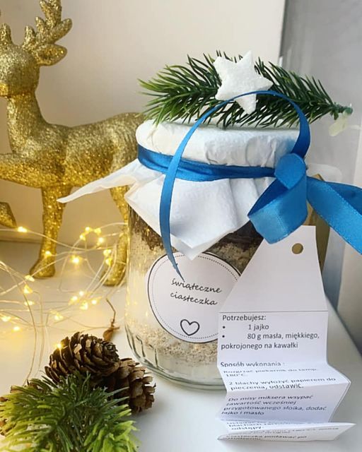 ŚWIĄTECZNE CIASTECZKA NA PREZENT