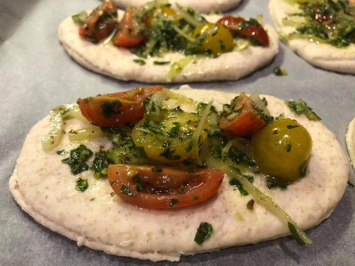 Mini Focaccia z pomidorami