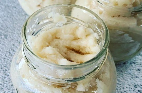 Chrzan tarty w słoiczku