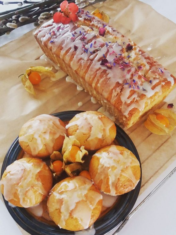 WEGAŃSKA BABKA CYTRYNOWA