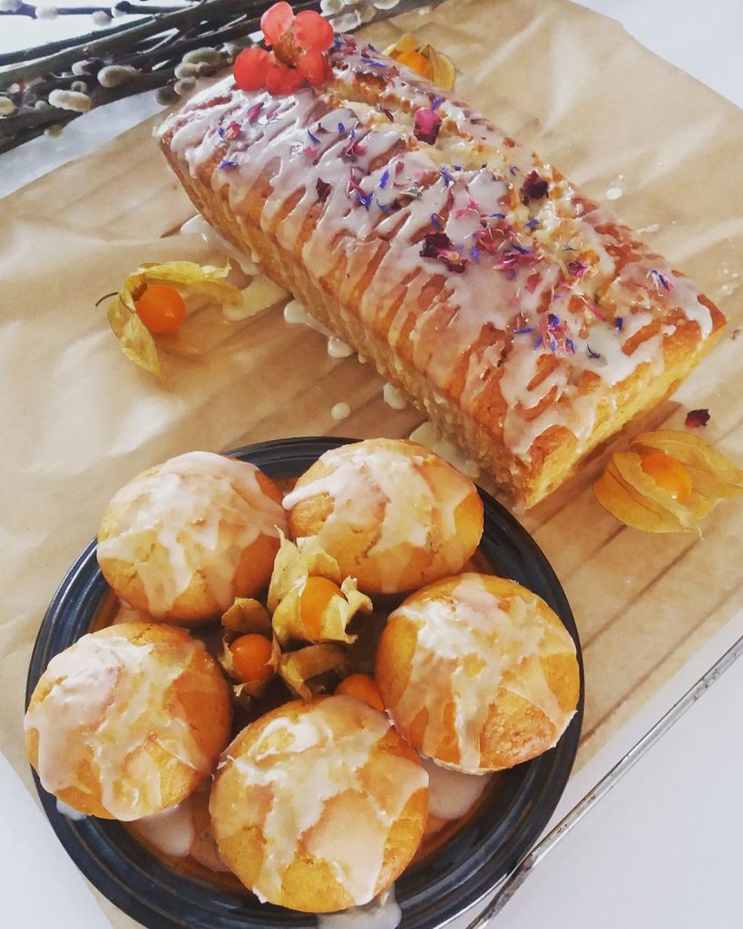 WEGAŃSKA BABKA CYTRYNOWA