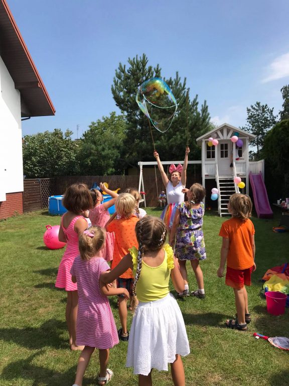KINDER PARTY – jak zorganizować, by nie zwariować :)