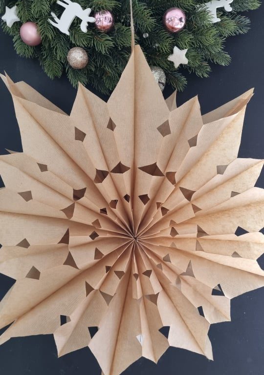 Gwiazda z torebek śniadaniowych